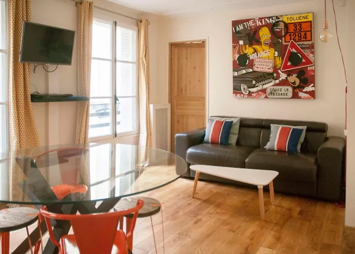 Bright & Spacious In Madeleine