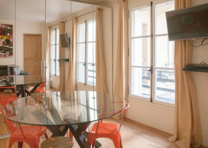Appartement Bright & Spacious In Madeleine Paris