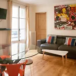Bright & Spacious In Madeleine